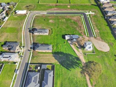 Residential Block For Sale - VIC - East Bairnsdale - 3875 - AFFORDABLE LAND IN DEVELOPING SUBURB  (Image 2)