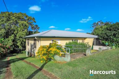 House For Sale - QLD - Childers - 4660 - CALLING ALL INVESTORS  (Image 2)