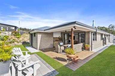 House For Sale - NSW - Malua Bay - 2536 - Brand New, Stylish 4 Bedroom Home  (Image 2)