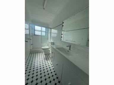 Townhouse Leased - NSW - Tuncurry - 2428 - TWO BEDROOM TOWNHOUSE  (Image 2)