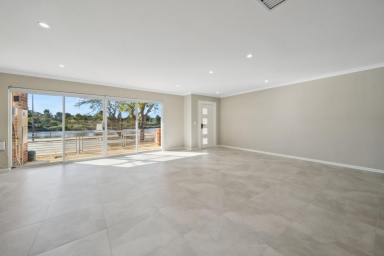 Townhouse For Sale - WA - Byford - 6122 - Modern Luxury in Glades Estate  (Image 2)