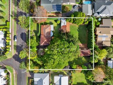 House For Sale - QLD - Rangeville - 4350 - Beautiful Family Estate on 2 Titles  (Image 2)