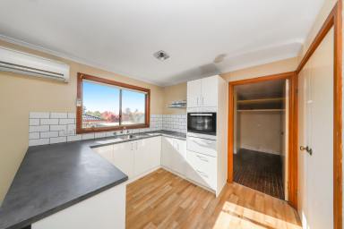 House For Sale - NSW - Batlow - 2730 - Batlow Beauty!  (Image 2)