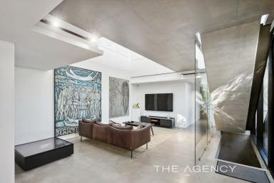 House For Sale - WA - Cottesloe - 6011 - Coastal Seclusion Meets Inspired Design  (Image 2)