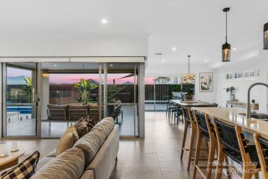 House For Sale - WA - Iluka - 6028 - Coastal Elegance Meets Ultimate Entertaining in Iluka  (Image 2)