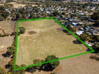 Residential Block For Sale - VIC - Hamilton - 3300 - Rare Hamilton land offering  (Image 2)