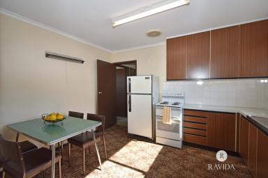 Townhouse For Sale - VIC - Wangaratta - 3677 - NEAT AND TIDY  (Image 2)