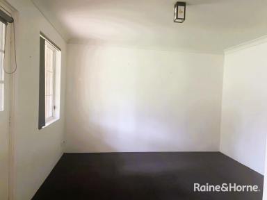 Townhouse For Lease - NSW - Nowra - 2541 - Walk to Town  (Image 2)