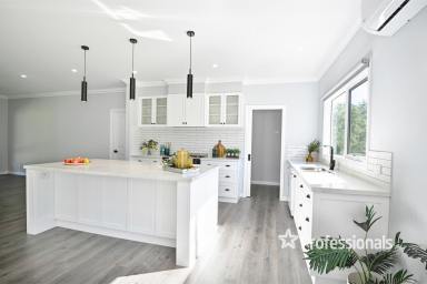 House For Sale - VIC - Three Bridges - 3797 - Luxury Lifestyle Meets Country Charm  (Image 2)
