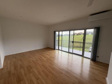 Townhouse For Lease - NSW - Gerringong - 2534 - ~Modern Living in a Prime Location~ Available 30/04/2019  (Image 2)