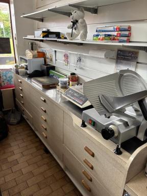 Retail For Lease - NSW - West Wollongong - 2500 - For Lease – Iconic Convenience Store in Prime West Wollongong Location  (Image 2)