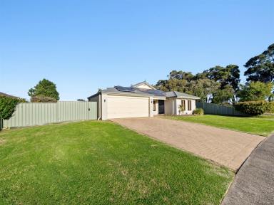 House For Sale - WA - Margaret River - 6285 - Family Home on Large Block  (Image 2)