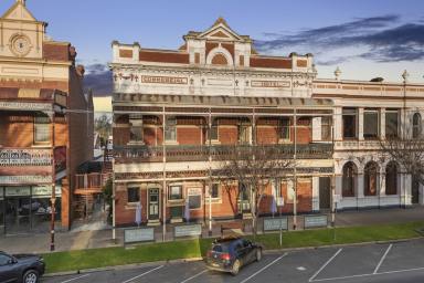 House For Sale - VIC - Rochester - 3561 - OPPORTUNITY TO OWN A PIECE OF ROCHESTER'S HISTORY CIRCA1870's  (Image 2)