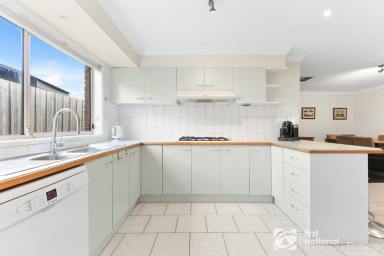 House For Sale - VIC - Cranbourne North - 3977 - Stylish Family Living on a Spacious 719m² Block!  (Image 2)