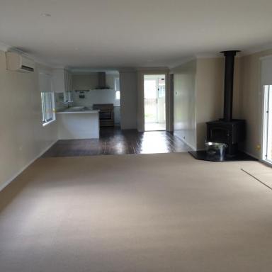 House For Lease - NSW - Moree - 2400 - Modern Home  (Image 2)