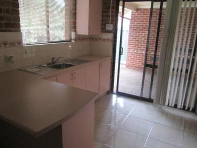 Unit For Lease - NSW - Goulburn - 2580 - WALK TO CBD  (Image 2)