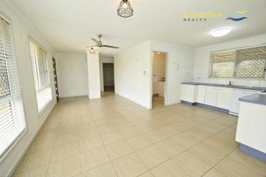 House For Lease - QLD - Innes Park - 4670 - 4 Bedroom in Sought After Innes Park  (Image 2)