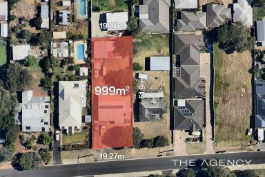 House For Sale - WA - West Busselton - 6280 - DEVELOPERS DELIGHT! WEST BUSSELTON.  (Image 2)