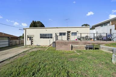 House For Sale - TAS - Midway Point - 7171 - Extra Large Spacious Family Home  (Image 2)