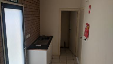 Retail Leased - VIC - Portland - 3305 - Perfect Position  (Image 2)