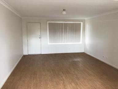 Unit For Lease - NSW - Bomaderry - 2541 - WHEN LOCATION COUNTS  (Image 2)