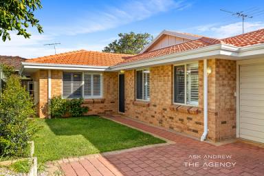 House For Sale - WA - Booragoon - 6154 - STRIKE GOLD WITH THIS HIDDEN GEM  (Image 2)
