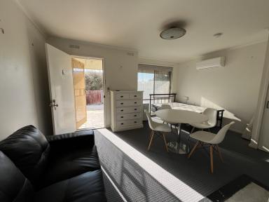 Unit For Lease - VIC - Natimuk - 3409 - Great Unit - Furnished 1 Bedroom  (Image 2)