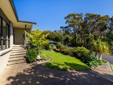 House For Sale - NSW - Tathra - 2550 - STUNNING HOME IN BEACHSIDE TATHRA!  (Image 2)