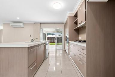 House For Lease - QLD - Redlynch - 4870 - MODERN HOME IN REDLYNCH VALLEY!  (Image 2)