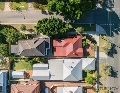 House For Sale - WA - Victoria Park - 6100 - TWO  HOMES - ONE TITLE - PRIME LOCATION IN VICTORIA PARK  (Image 2)