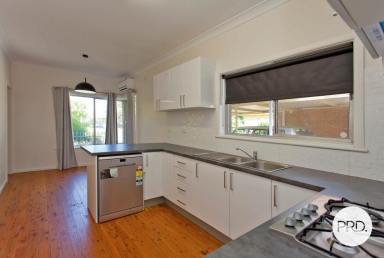 House For Lease - NSW - North Albury - 2640 - NEAT THREE BEDROOM HOME!  (Image 2)