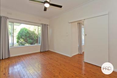House For Lease - NSW - North Albury - 2640 - NEAT THREE BEDROOM HOME!  (Image 2)