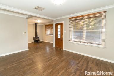 House Leased - NSW - Mount Austin - 2650 - PEACEFUL THREE BEDROOM HOME  (Image 2)