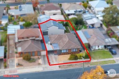 House For Sale - VIC - Wendouree - 3355 - Shed Goals And Stylish Living In Wendouree  (Image 2)