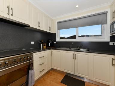 House For Sale - TAS - Bothwell - 7030 - "Hope Cottage" in Beautiful Bothwell  (Image 2)