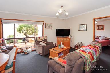 Unit For Sale - VIC - Horsham - 3400 - Quiet, Private & Convenient – Ideal for First Home Buyers, Downsizers or Investors  (Image 2)