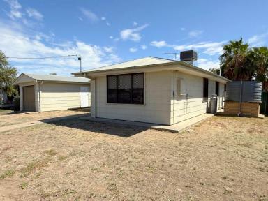House For Lease - NSW - Moree - 2400 - Amaroo Area  (Image 2)