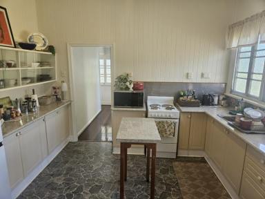 House For Sale - QLD - Ingham - 4850 - HIGHSET QUEENSLANDER - NO FLOOD EFFECT IN 2025 FLOOD!  (Image 2)