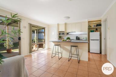 House For Sale - NSW - West Albury - 2640 - INVESTMENT OPPORTUNITY AWAITS  (Image 2)