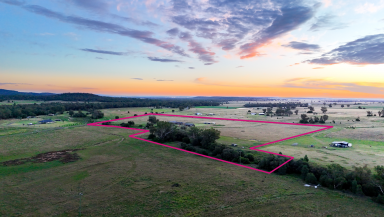 House For Sale - NSW - Bullawa Creek - 2390 - STANDOUT RURAL RETREAT ON 32 ACRES  (Image 2)