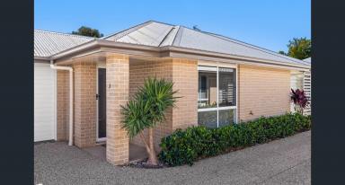 Unit For Sale - QLD - Wilsonton - 4350 - Stylish & Low-Maintenance Living in a Thriving Wilsonton Location  (Image 2)