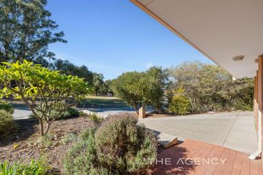 House For Sale - WA - Padbury - 6025 - A Sweet Parkside Retreat!  (Image 2)