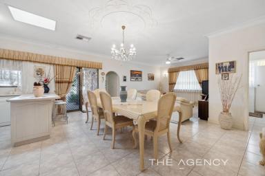 House For Sale - WA - Kardinya - 6163 - FAMILY COMFORT WITH A BONUS STUDIO!!  (Image 2)