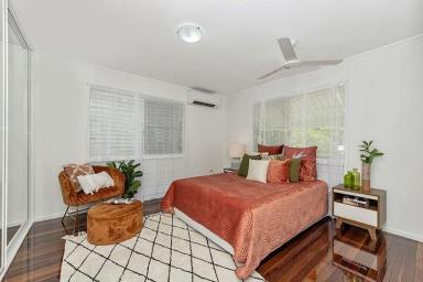 House For Sale - QLD - West End - 4810 - Recently Renovated Family Home  (Image 2)