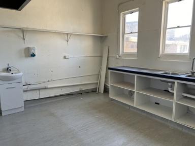 Retail For Lease - VIC - Portland - 3305 - Prime in Town Location!  (Image 2)