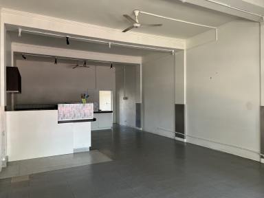 Retail For Lease - VIC - Portland - 3305 - Prime in Town Location!  (Image 2)