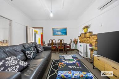 House For Sale - VIC - Stawell - 3380 - Cosy and Affordable On A Corner Allotment  (Image 2)