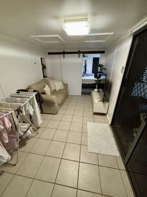 House For Lease - QLD - Nambour - 4560 - Granny Flat - close to transport, hospital and schools  (Image 2)