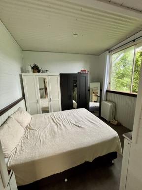 House For Lease - QLD - Nambour - 4560 - Granny Flat - close to transport, hospital and schools  (Image 2)