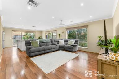 House For Sale - VIC - Cranbourne West - 3977 - Don't Miss This Incredible Opportunity!  (Image 2)